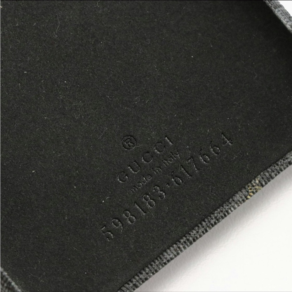 Gucci iPhone X/XS Hard Case in GG Supreme Tiger Print - Picture 3 of 3